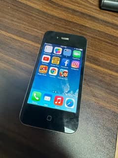 iPhone 4 Excellent Working Condition