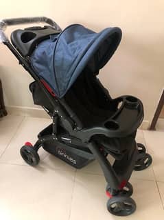 Selling this tinnies baby stroller in excellent condition