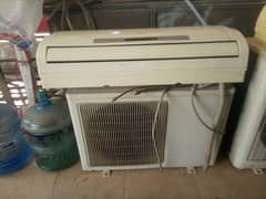 AC for sale 1 tan genuine condition only 3 year use mint condition