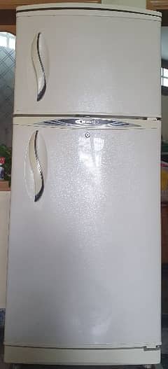 Waves fridge | refrigerator read description
