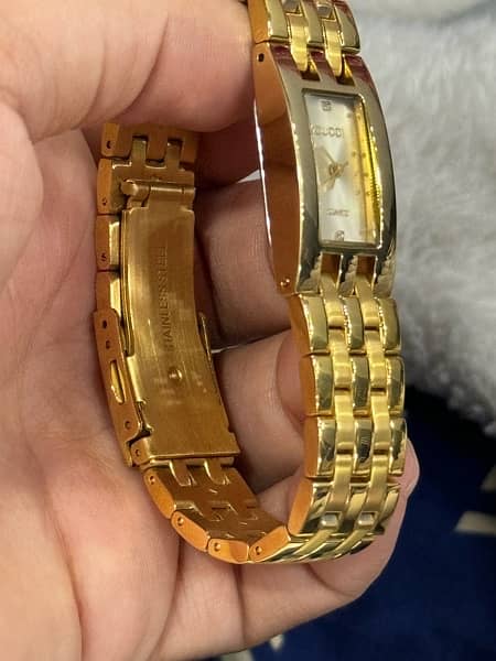 Original Gucci Watch For Ladies 10