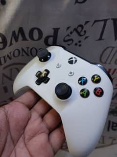 xbox one s and xbox series s & series x wireless controller w battery