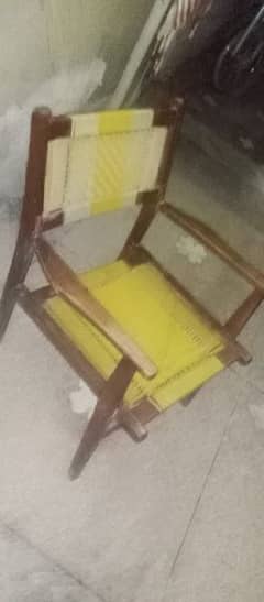 Good condition 4 chairs old design