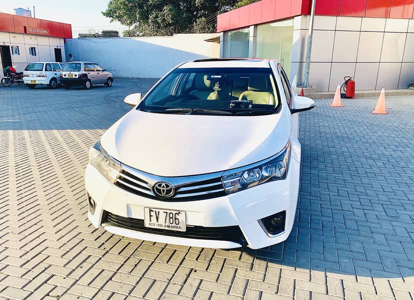 Toyota Corolla Altis Grande 2016 0