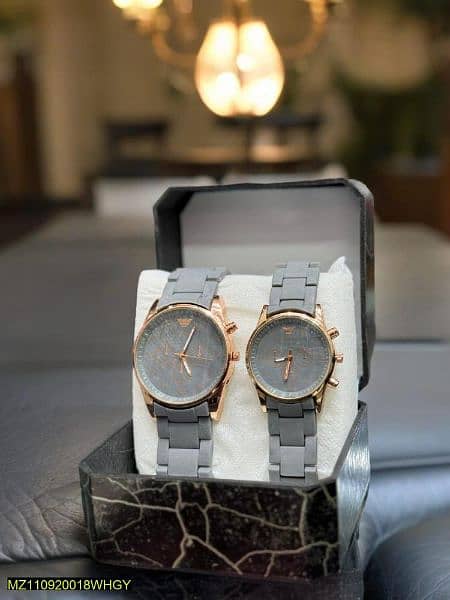 Analogue Watch for Couple 3