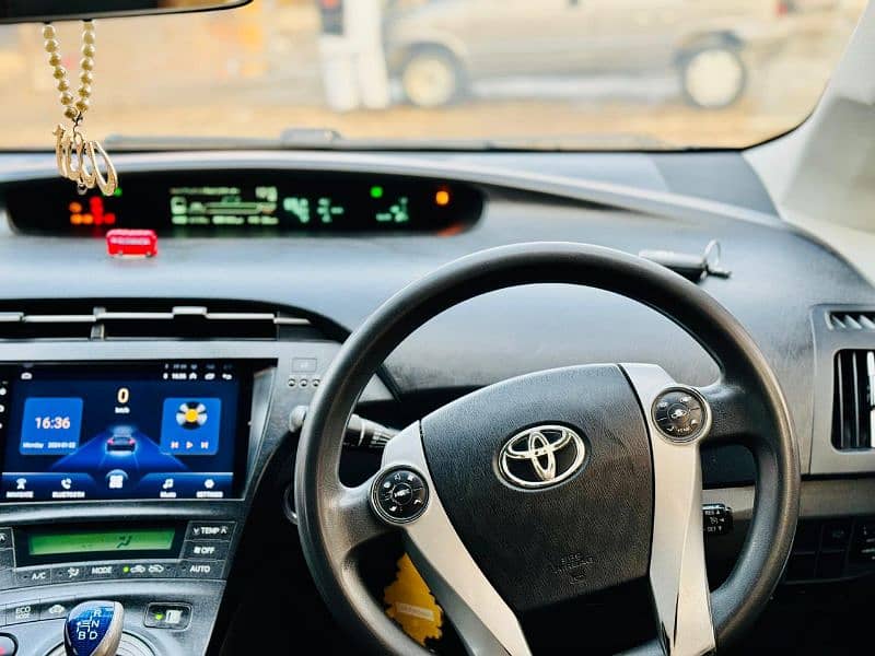 Toyota Prius 2010 import 2014 2