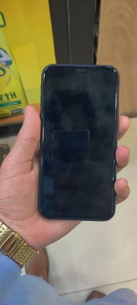 iphone 11 128 gb PTA approved 4