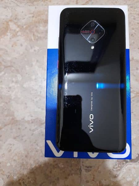 Vivo Y51 3