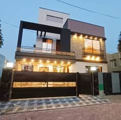 10 marla house luxury Furnished Upper Portion for rent in Janiper Block Bahria Town Lahore
