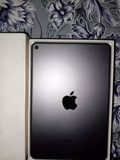 ipad mini 5 Tablet new condition urgent for sale