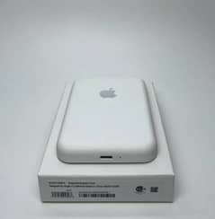 **20% OFF SALE ** Apple 5000mAh MagSafe Wireless PowerBank Universal