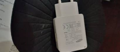 Adaptive fast charging Samsung travel adaptor