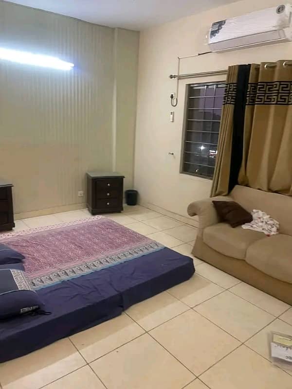 Unfurnished 3 Bed Apartment Avail For Rent 7