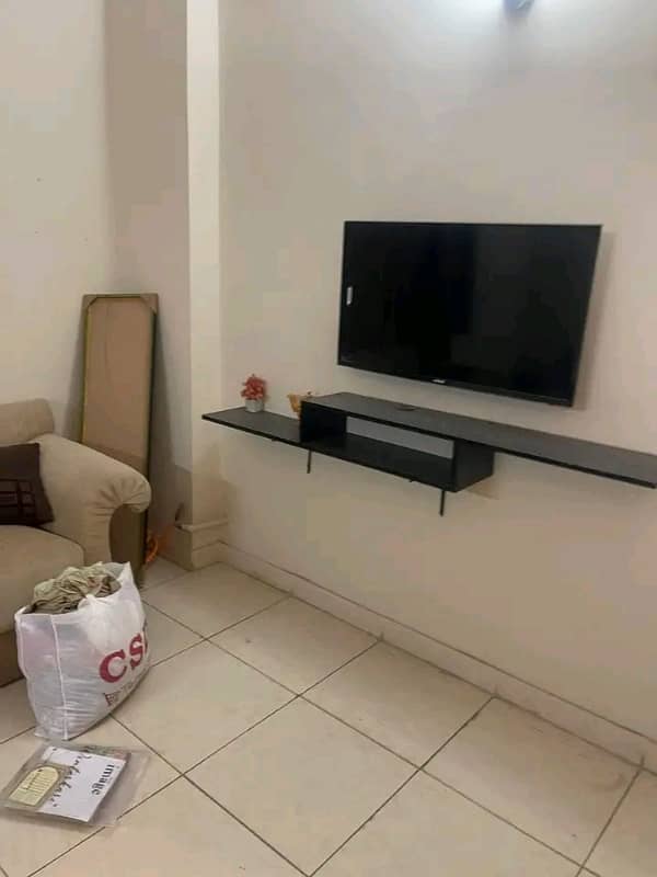 Unfurnished 3 Bed Apartment Avail For Rent 8