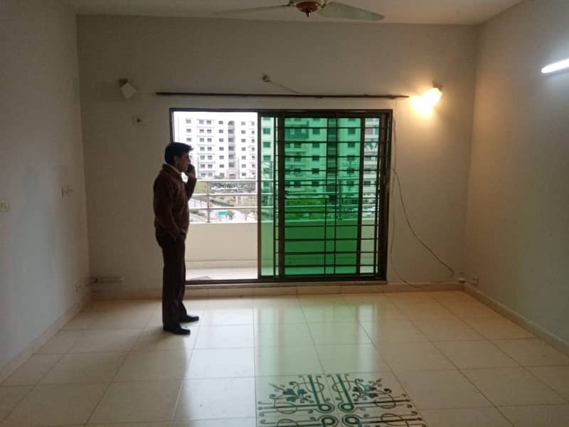 3 Bed Apartment For Rent With Beautifull View 19