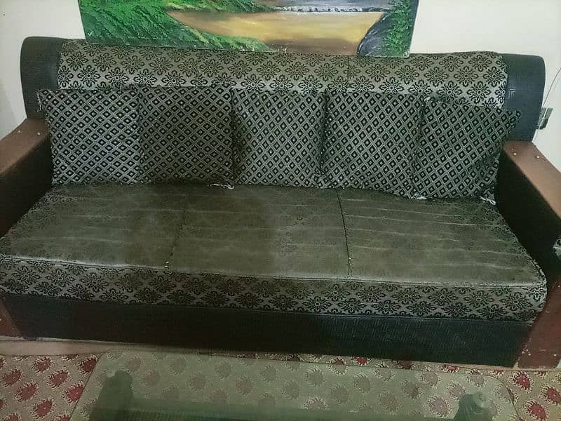 5 seats sofa set in black colour 1