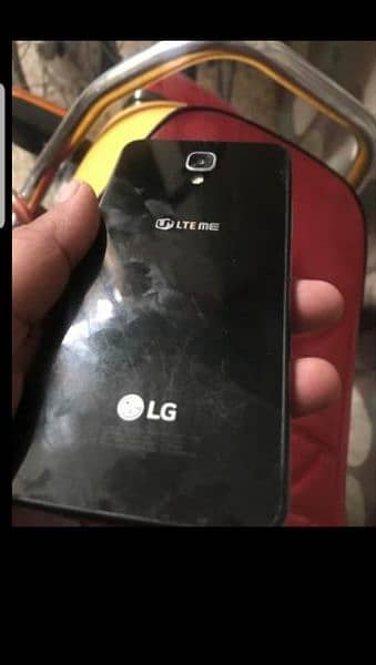 LG X screen double screen very slim set 0