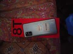 OnePlus 8t. 128gb with box charger