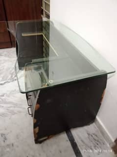 office wooden table glass top