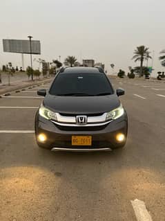 Honda BR-V S top of the line excellent condition!