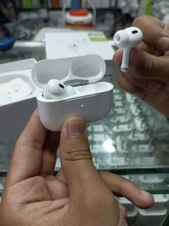 Air buds 2nd Generation Apple.