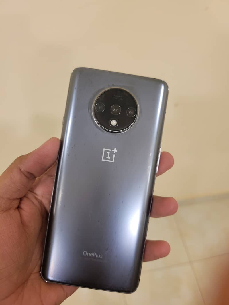 Oneplus 7T 8/128 GB Fault in description 1