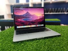 MacBook Pro M1 13inch 16gb 1tb 56 cycles 10/10 condition with charger