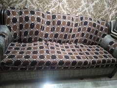 5 seater sofa set in good condition deliverable