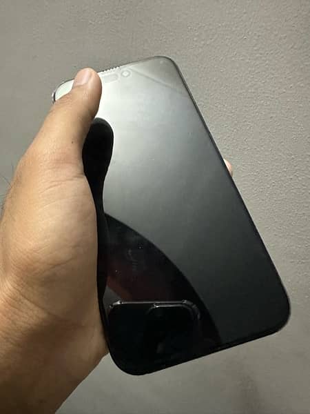 iPhone 15 Plus (black titanium ) 128gb FU 2