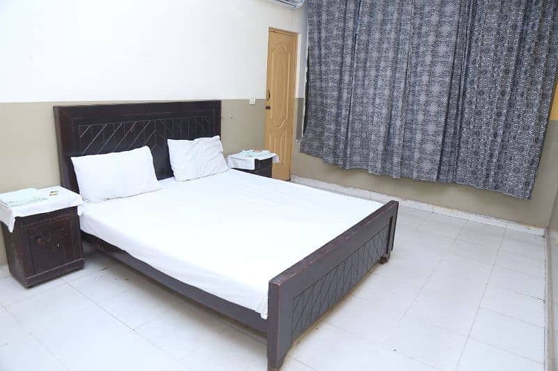 Ideal Rooms Available For Rent at Iqbal town 14