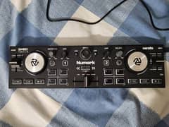 Numark DJ2GO2 Touch DJ Controller