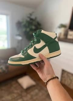 Nike Sb Dunks High Vintage Green just like jordans