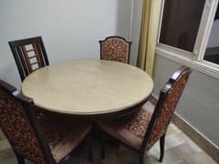 Dining Table With 4 chairs