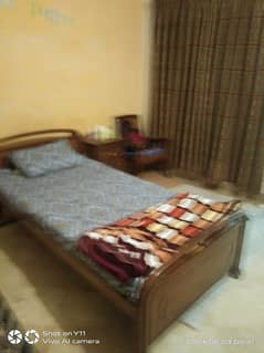 Furnish room available in G11/1 for Lady only