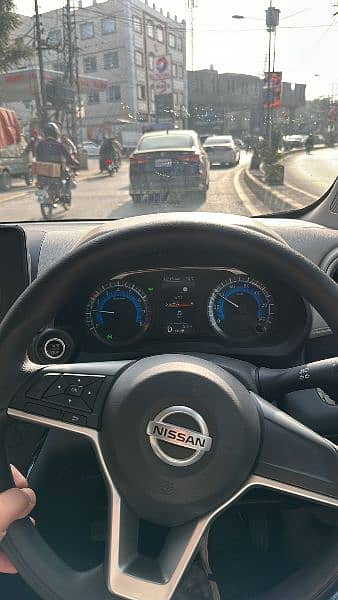 Nissan Dayz 2022 2023 end clear only 3000km driven look like brand new 14