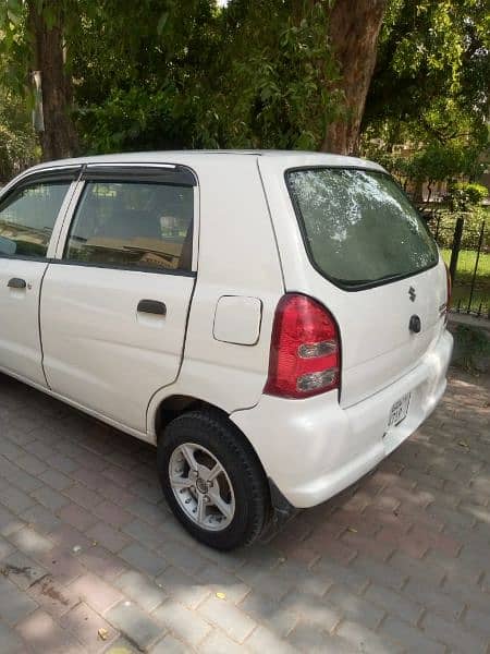 Suzuki Alto 2011 4