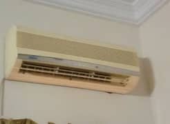 Sabro 1 ton AC in good working condition