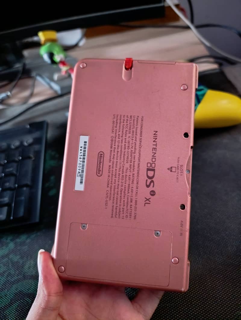 Nintendo DSi XL 2