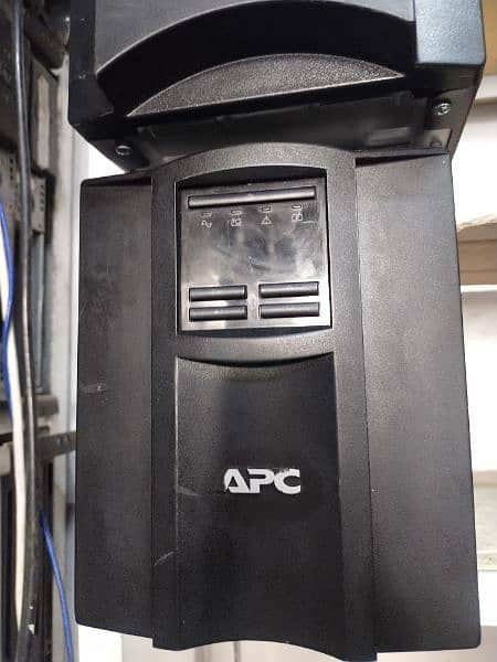 APC Smart ups 3000va pure sine wave 1kva to 500kva all UPS 7