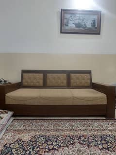 excellent condition Sofa for Sale 0