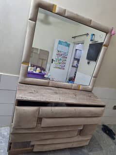 bed, side tables nd dressing table