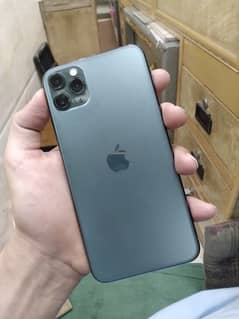 iphone 11 pro max 64GB 77 health PTA approved 03217489026