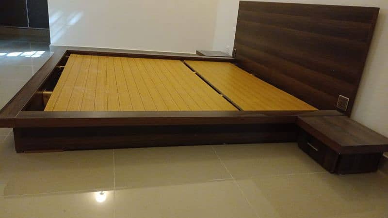 used Double bed sale 4