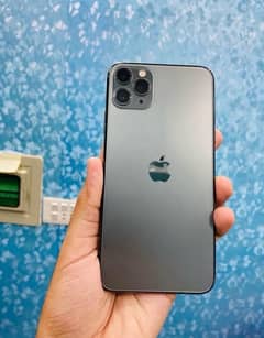 iphone 11 pro max 64GB Jv full sim time contact 03348872229