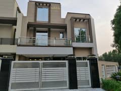 5 Marla beautiful house for sale in prime location
