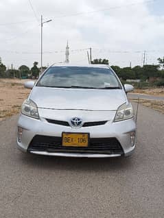 Toyota Prius 2012 S 1.8 Hybrid