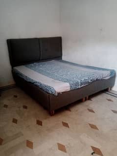 Four sided poshish bed with matress