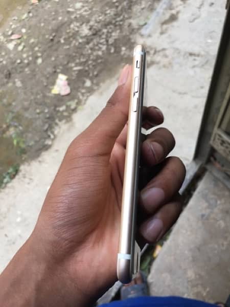 iPhone 6s non pta 4