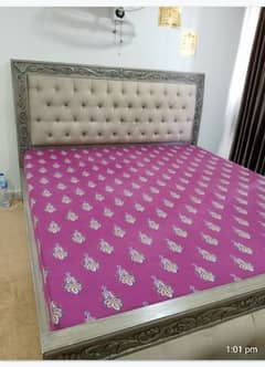 double bed and dressing table for sale