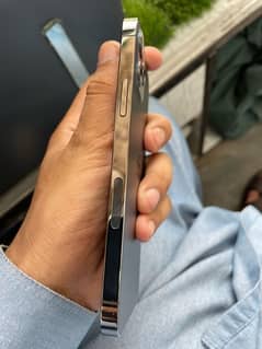 I phone 12 pro 256gb sim 4 month working water pack phone
